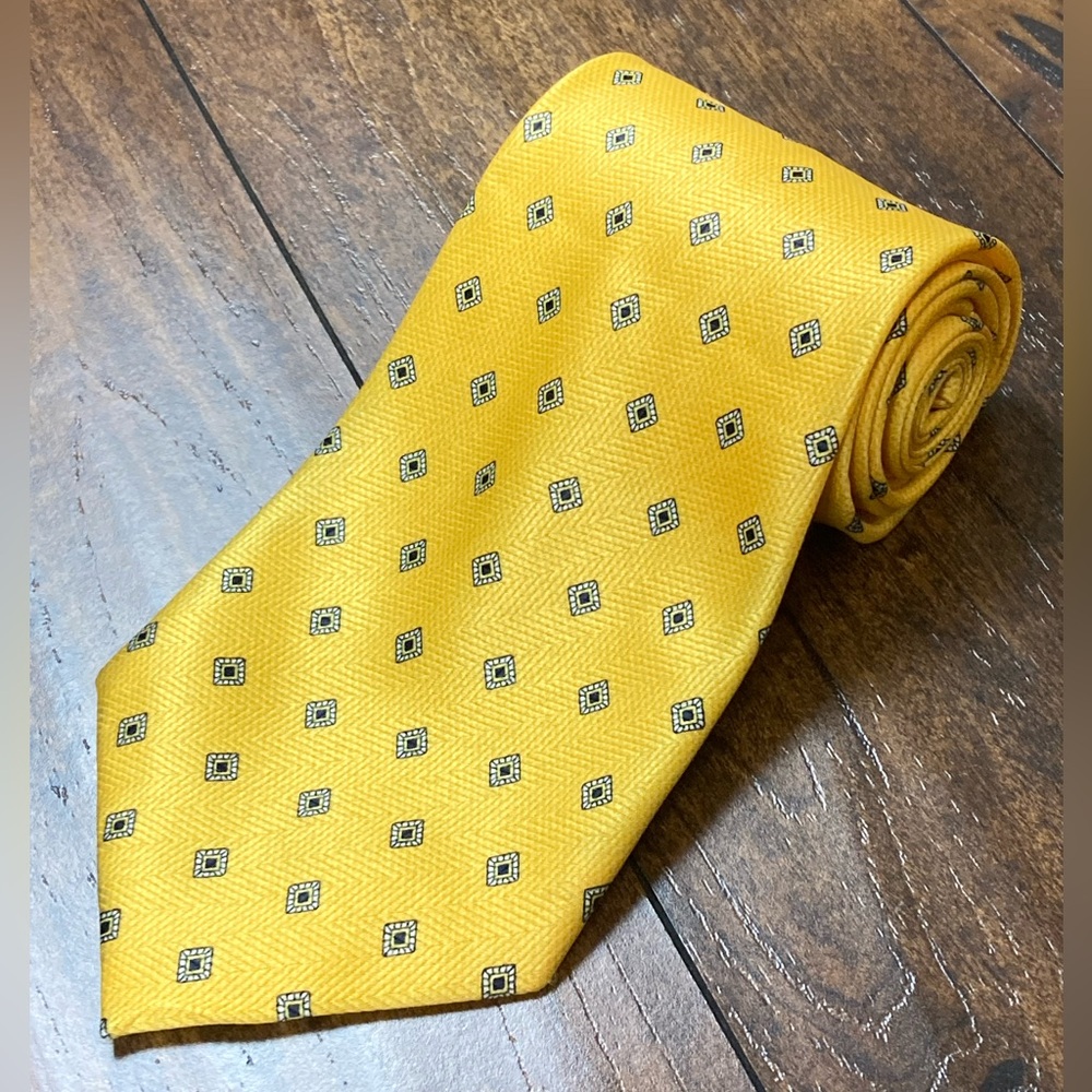 EMILIO CASUCCI Bello Moda Men’s Yellow Tie Diamond Pattern Necktie